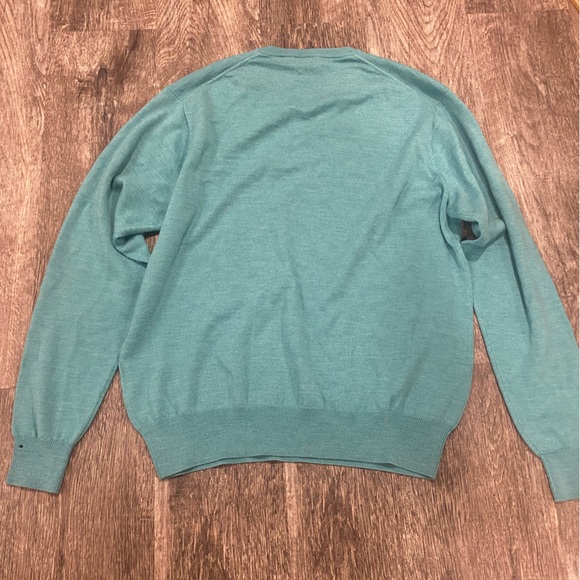 Peter Millar merino wool v neck sweater - Picture 4 of 6